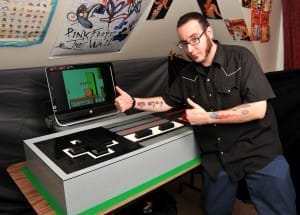 Der riesige NES-Controller. (Foto: vonbrunk.tumblr.com)
