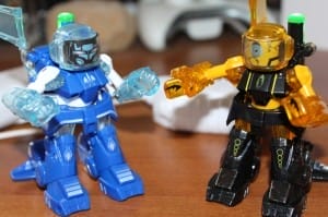 Die zwei Roboter - Protagonisten von Battroborg. (Foto: GamingGadgets.de)