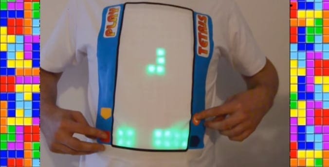 Tetris zum Anziehen? Nunja... (Foto: Youtube)