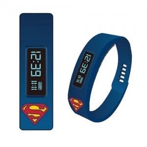Superman Fitness Tracker LED Watch (Foto: Entertainment Earth)