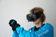Sensoryx VRfree: Handschuhe für die perfekte Virtual Reality
