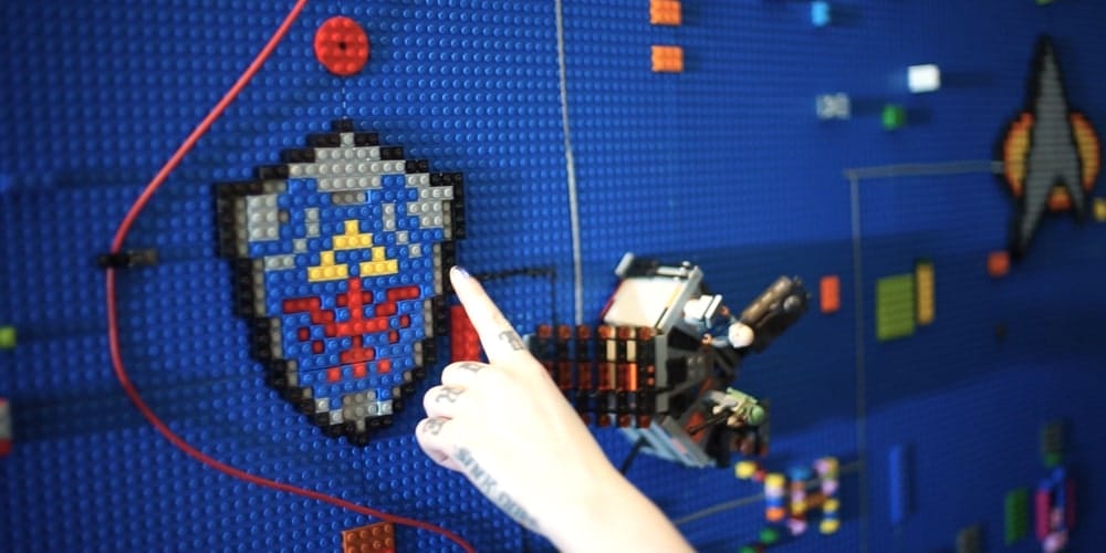 Cool! Diese interaktive LEGO-Wand taugt einiges. (Foto: AmiedoubleD)