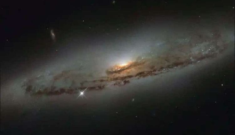 Galaxie NGC 4845